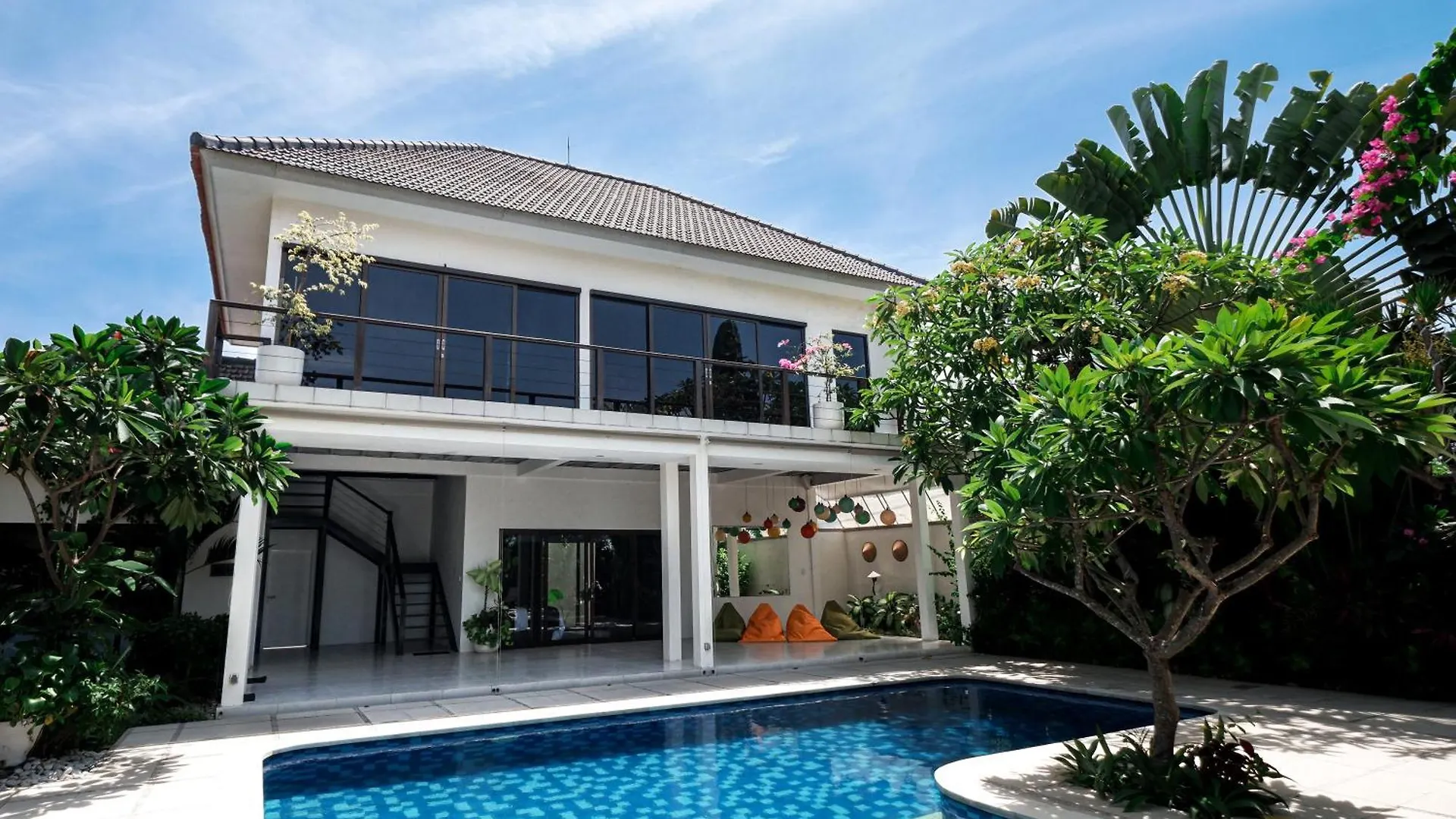 Comfortable 5 Bedroom Villa In Seminyak By Nami Bali